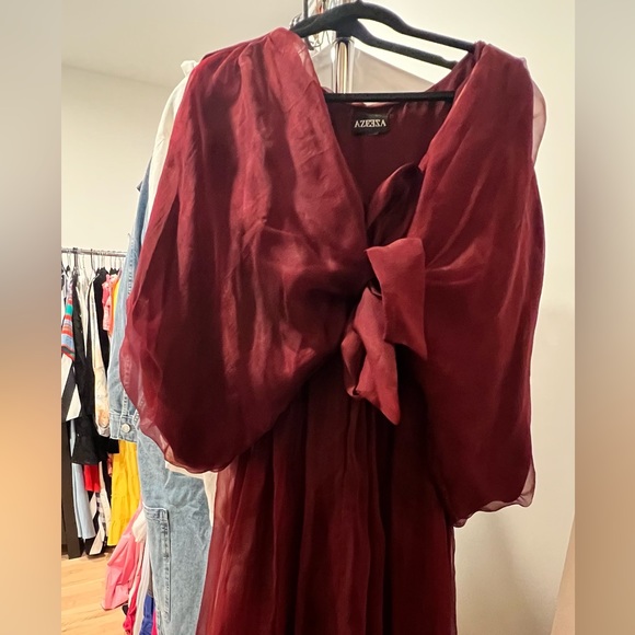 Azeeza Gown - Picture 2 of 4